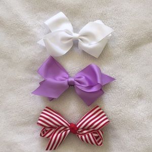 Three 5 in bows good condition